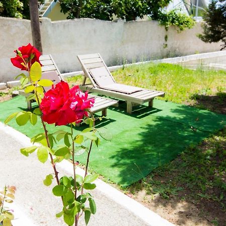 Serenity Apartments Agios Georgios  Buitenkant foto