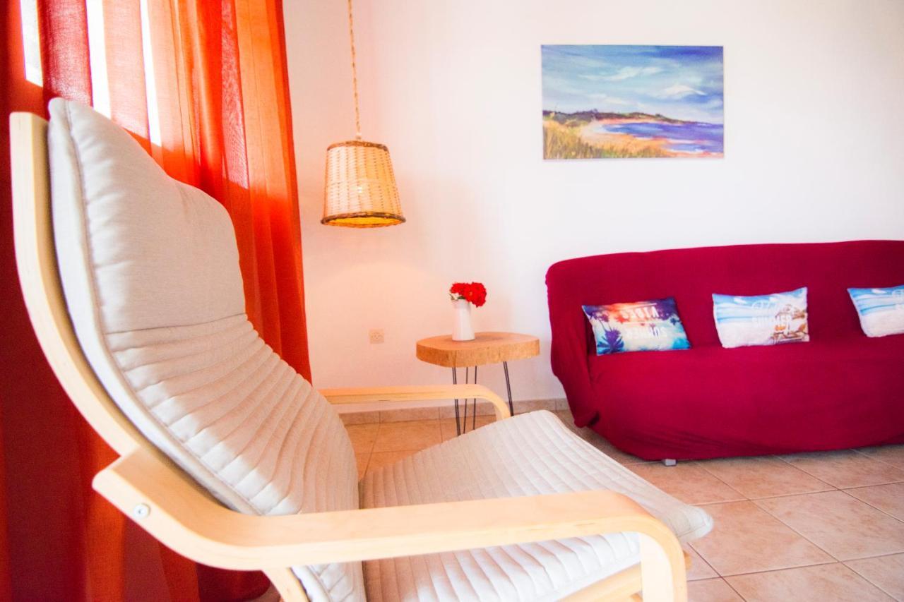 Serenity Apartments Agios Georgios  Buitenkant foto