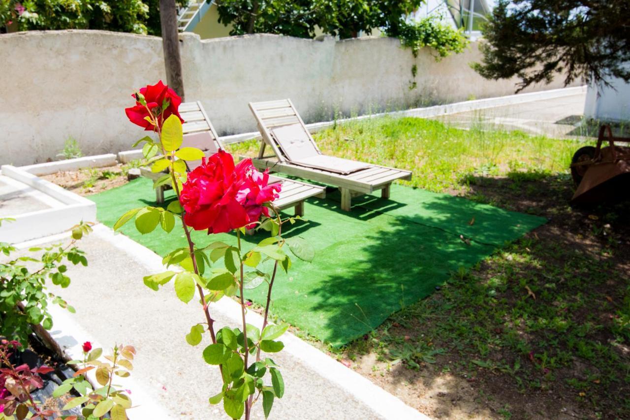 Serenity Apartments Agios Georgios  Buitenkant foto