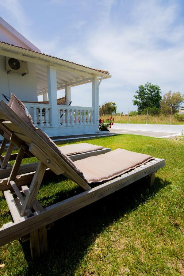 Serenity Apartments Agios Georgios  Buitenkant foto