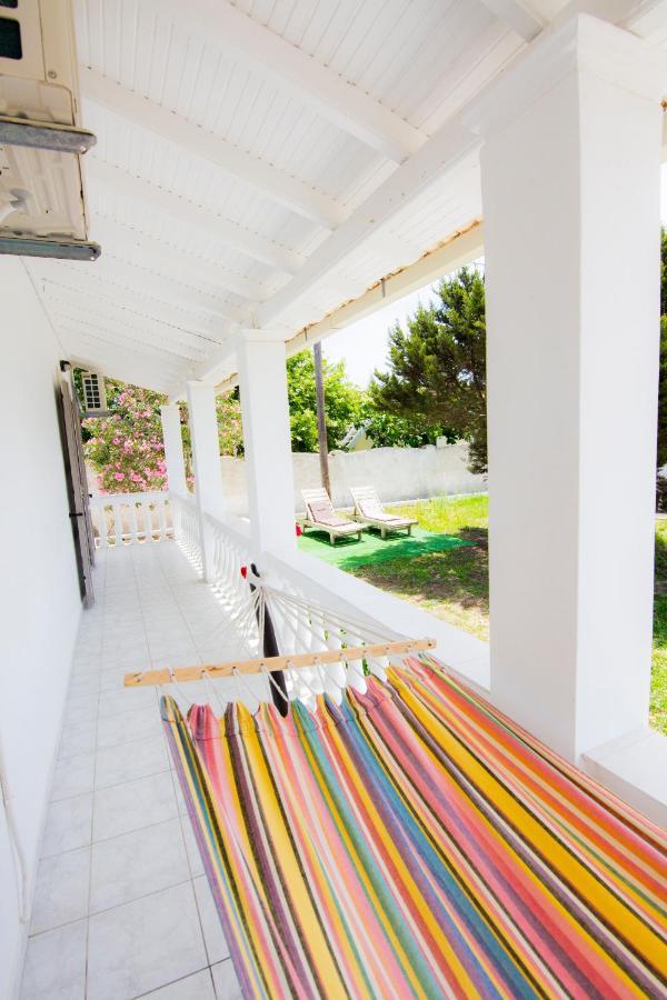 Serenity Apartments Agios Georgios  Buitenkant foto